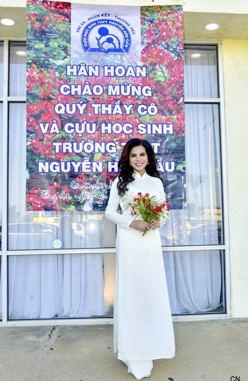 1c-dn-kim-hong-1753354304.jpg