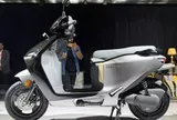 Xe máy điện mới của Honda, cốp rộng hơn Air Blade