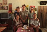 Lật Mặt 8 có 8 bài học sâu cay cho khán giả: Cha mẹ ơi, hãy tôn trọng cách con trưởng thành!