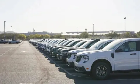 Siết quản lý nhập khẩu ô tô phi thương mại