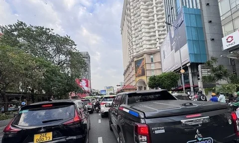 Các nhà xe rục rịch tăng giá vé và cước vận chuyển