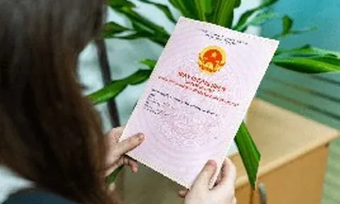 Tất cả người dân Hà Nội đang đứng tên sổ đỏ trong trường hợp này cần đặc biệt chú ý