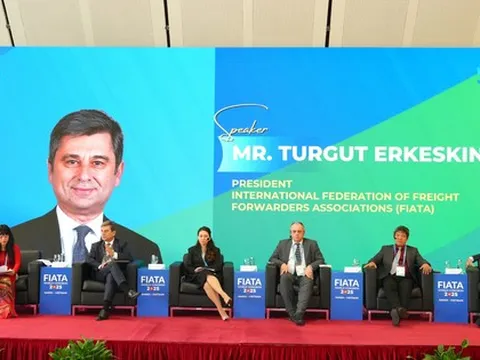 'Bài toán' phát triển hành lang vận tải thế hệ mới