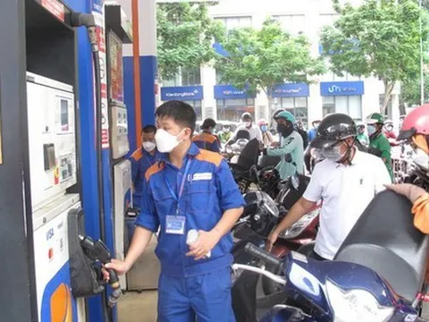Dự báo về "cú sốc" giá xăng dầu ngày mai, dầu có thể tăng tới 3.500-4.000 đồng/lít