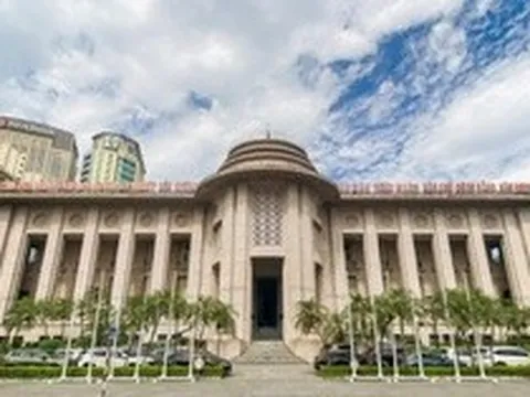 Lãi suất và tỷ giá USD cùng tăng mạnh: Ngân hàng Nhà nước tung biện pháp can thiệp trên cả hai mặt trận