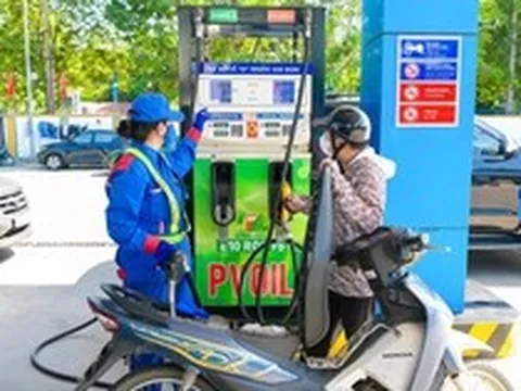 Gần 1.000 Cửa hàng xăng dầu PVOIL đã sẵn sàng kinh doanh xăng E10