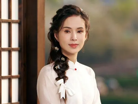 Khó tin trước sắc vóc của "Tiểu Long Nữ" Lý Nhược Đồng ở tuổi 59