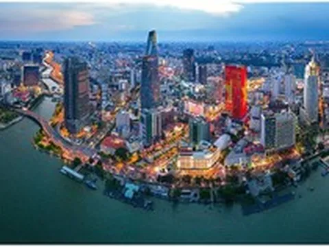 PGS.TS Tạ Hải Tùng: "Tiếp tục đà cải cách, có lẽ 5-10 năm tới Việt Nam sẽ chỉ còn thua kém mỗi Singapore trong ASEAN"