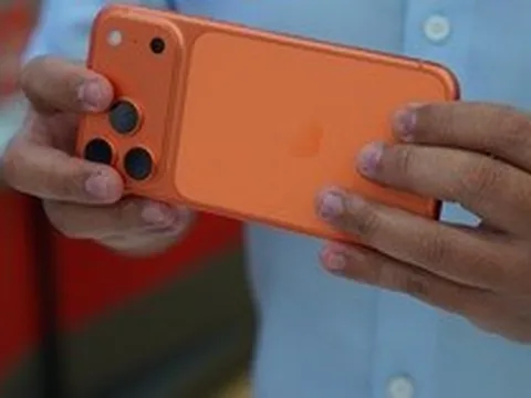 Giá iPhone 17 Pro Max giảm tiền triệu
