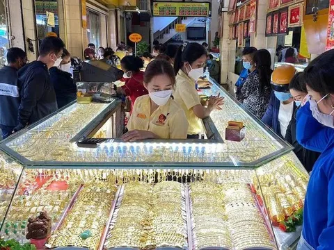 Giá vàng chiều nay (25/9): Đứng yên, giữ giá