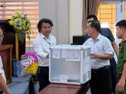 Trúng đấu giá mỏ cát hơn 1 triệu đồng/m³, doanh nghiệp nói 'nhầm' và chấp nhận bỏ cọc