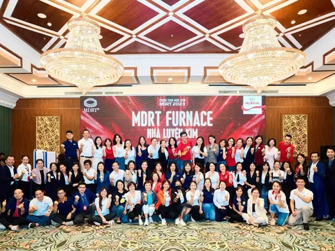 Hàng trăm nghìn bạn trẻ được truyền cảm hứng từ sự kiện Mega Livestream đầu tiên của ngành bảo hiểm