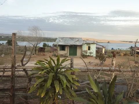 Thú vị hậu trường xây dựng nhà ông Phước trong Lật Mặt 8: Lý Hải “đổi đồ mới lấy đồ cũ” để tạo nên không khí chân thật đến từng chi tiết