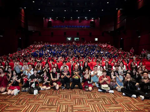 “Cơn mưa” lời khen của khán giả dành cho “Lật Mặt 8”