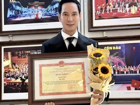 Đạo diễn Lý Hải vinh dự nhận bằng khen tại Lễ kỷ niệm 80 năm Ngày truyền thống Ngành Văn hóa